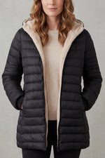 Zwarte puffer jas met capuchon