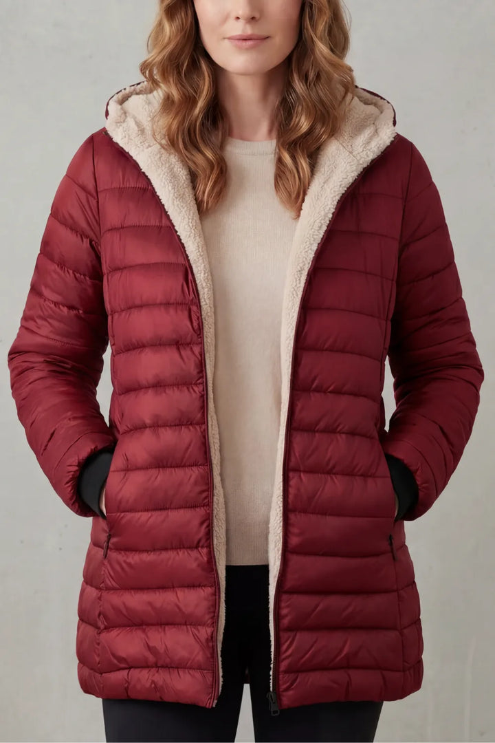 Zwarte puffer jas met capuchon