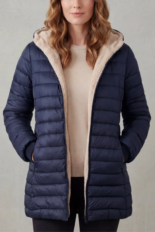 Zwarte puffer jas met capuchon