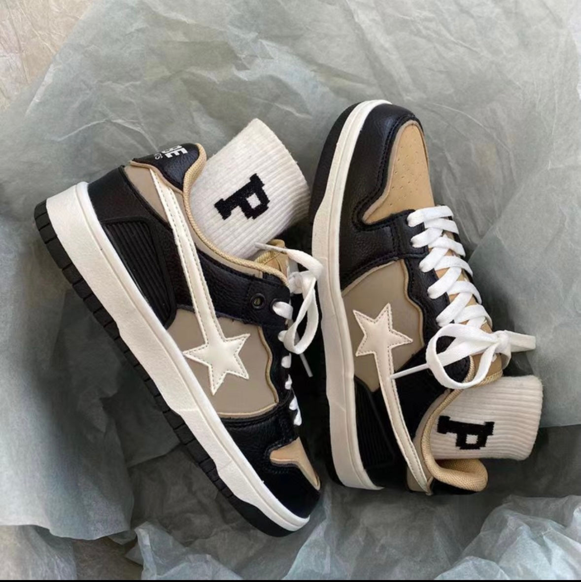 Bope | Stylowe sneakersy z gwiazdami
