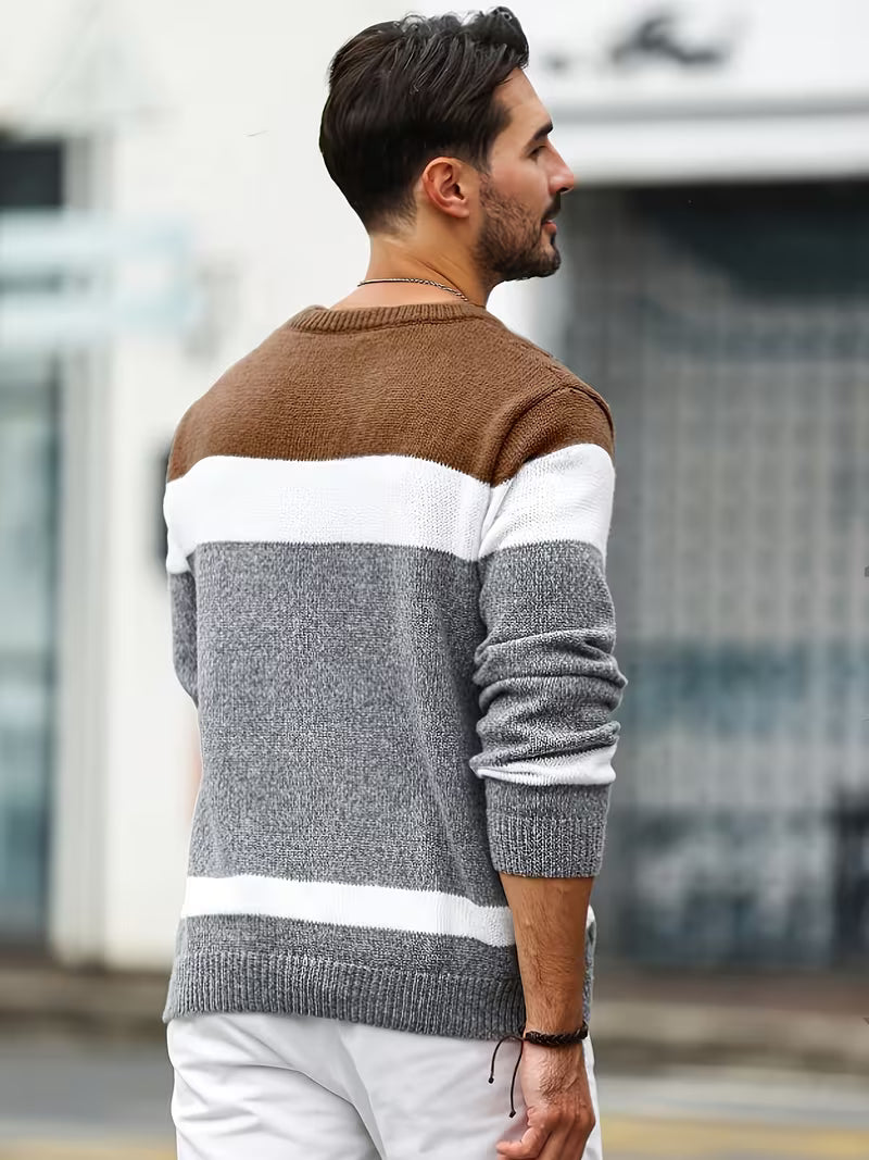 Gebreide trui met color block ontwerp en ronde hals