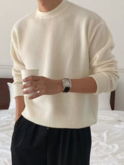 Gebreide trui met ronde hals en lange mouwen