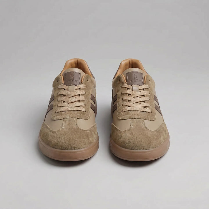 Retro sneakers met veter