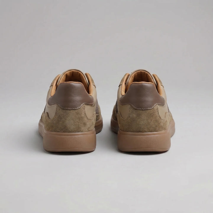 Retro sneakers met veter
