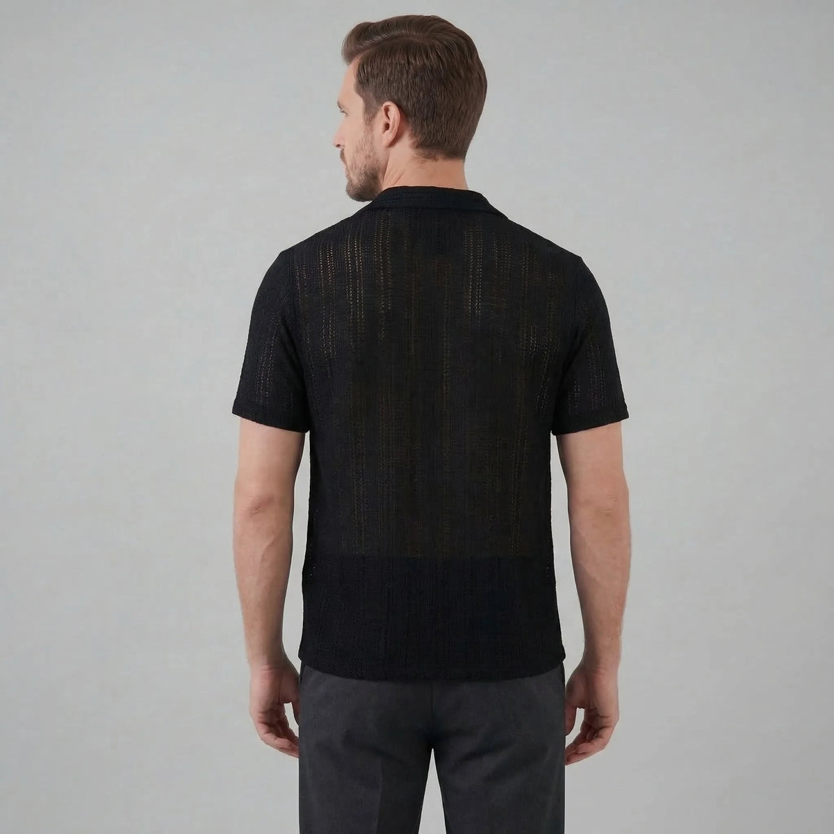 Shirt met V-hals en korte mouwen