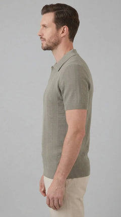 Slim fit polo met V-neck