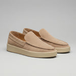 Suede loafers met contrasterende zool
