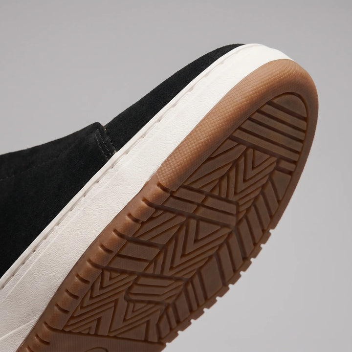 Slip-on sneakers met suède