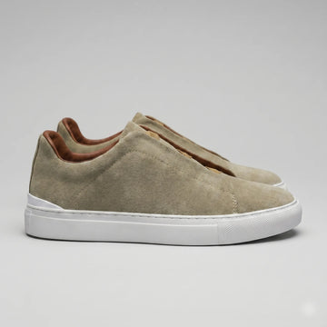 Slip-on sneakers met suède