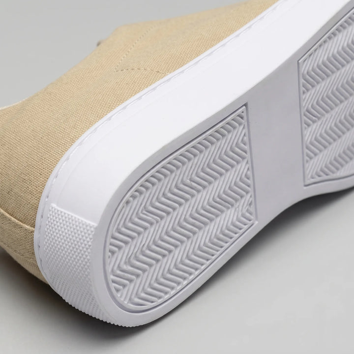 Slip-on sneakers met suède