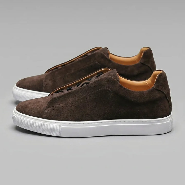 Low-top sneakers van bruin suede
