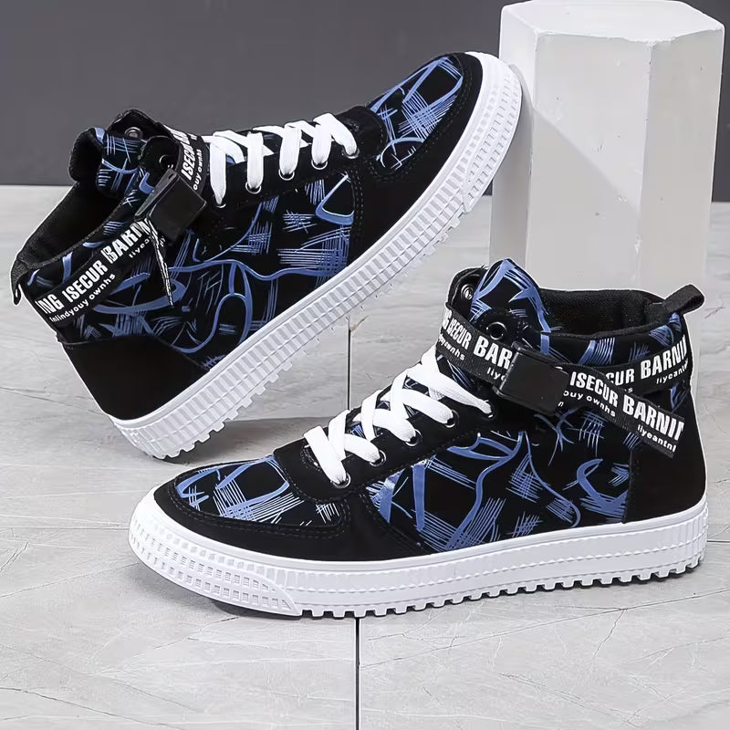 Hoge sneakers met grafisch patroon en vetersluiting