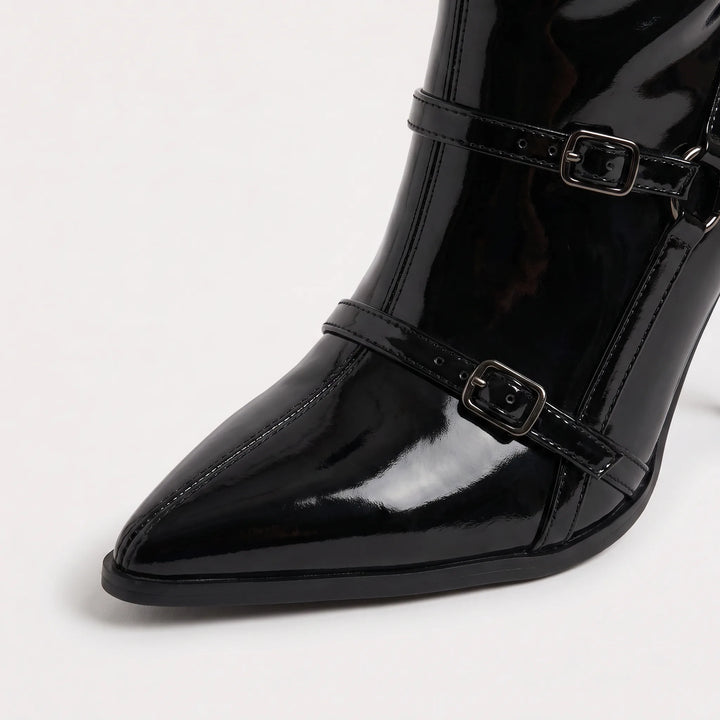 Kniehoge laarzen met stiletto
