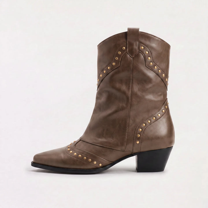 Western boots met slouch shaft