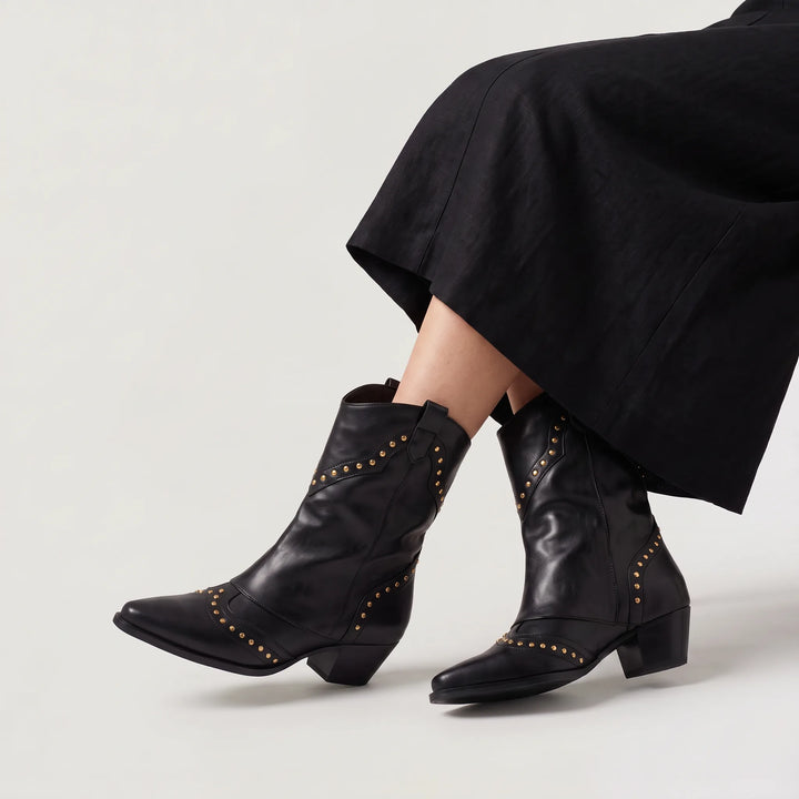 Western boots met slouch shaft