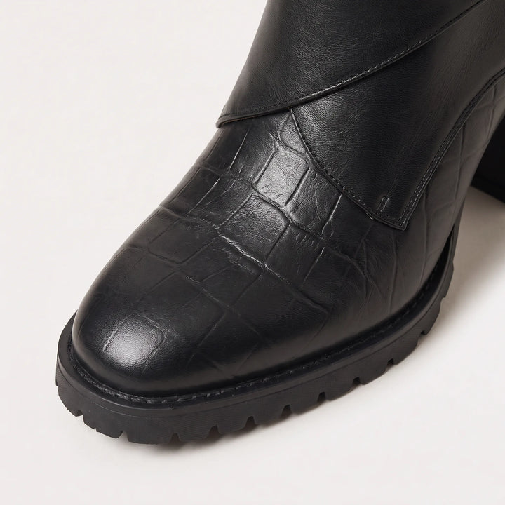 Enkelboots met flared hak
