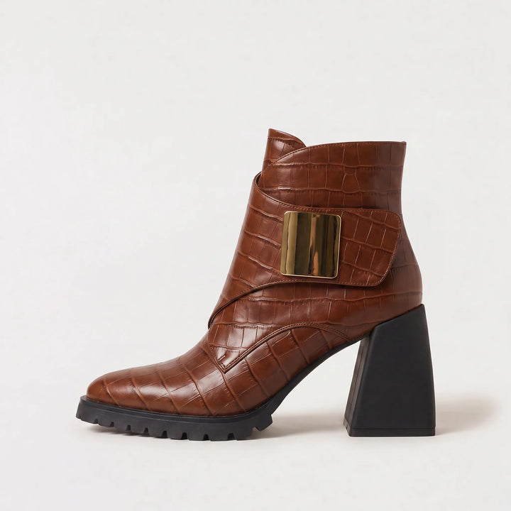 Enkelboots met flared hak