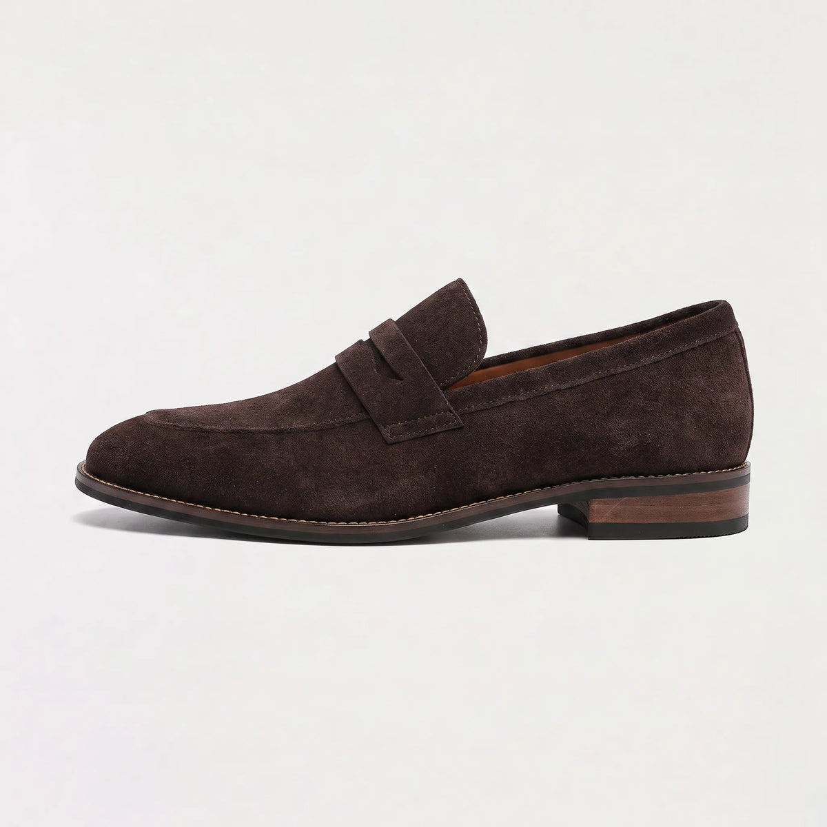 Nubuck leren loafers met saddle strap
