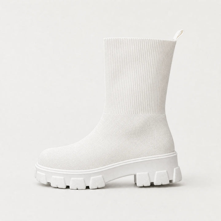 Witte enkellaarsjes met ribbed stretch