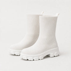 Witte enkellaarsjes met ribbed stretch