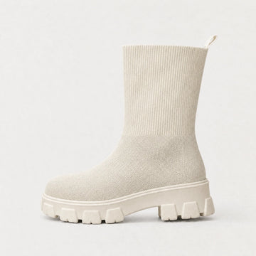 Witte enkellaarsjes met ribbed stretch