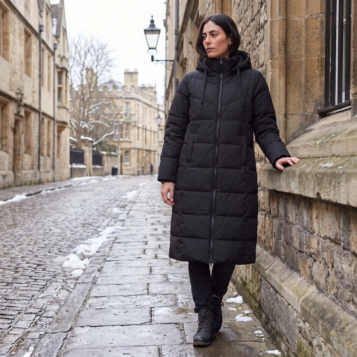 Lange puffer coat met capuchon