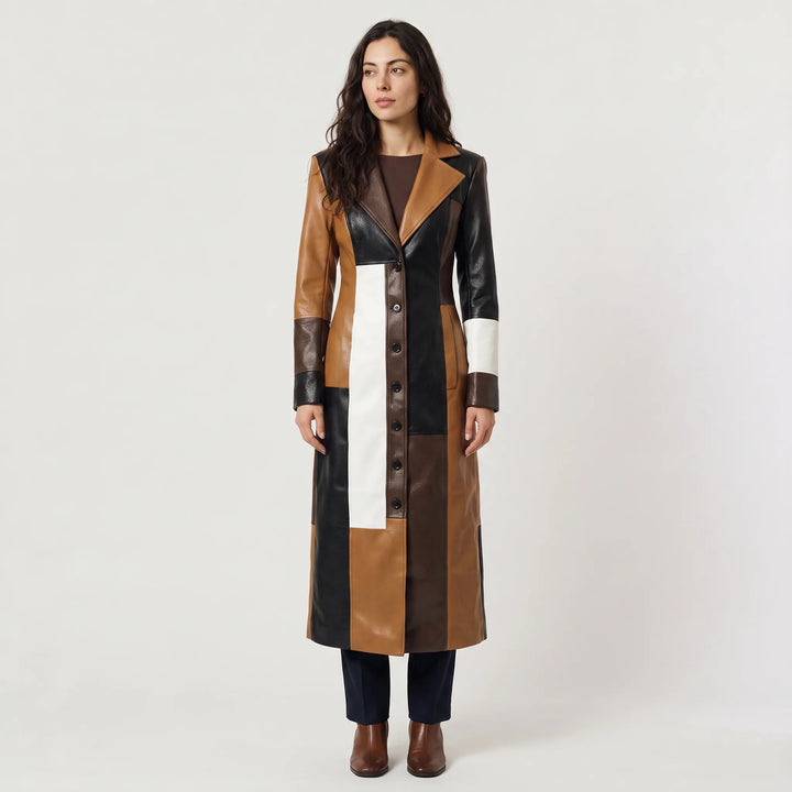 Trench coat met patchwork design