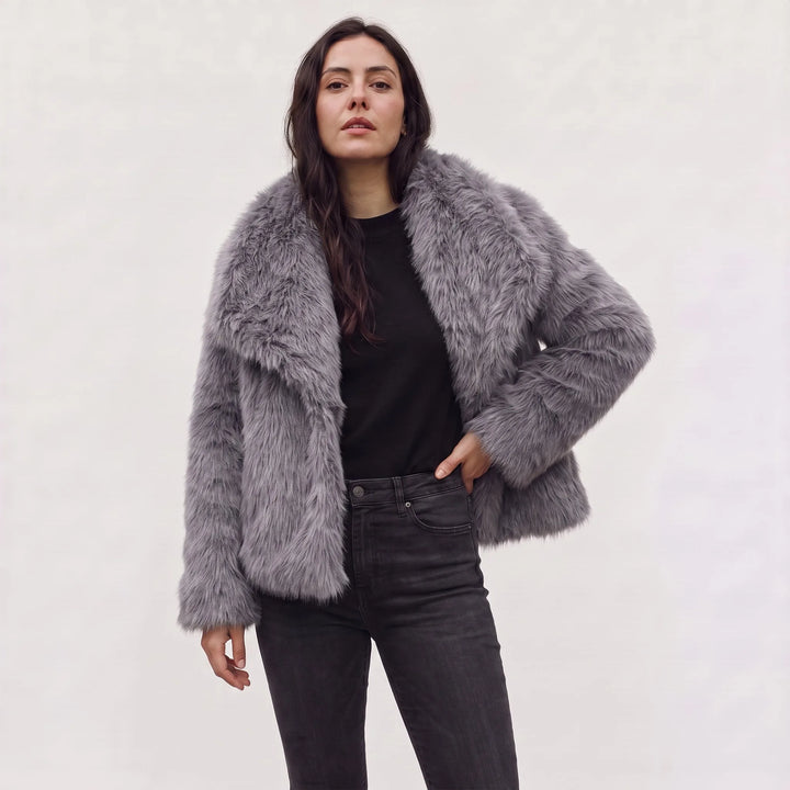 Oversized faux fur jas