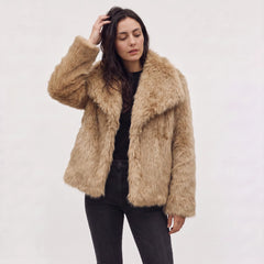 Oversized faux fur jas
