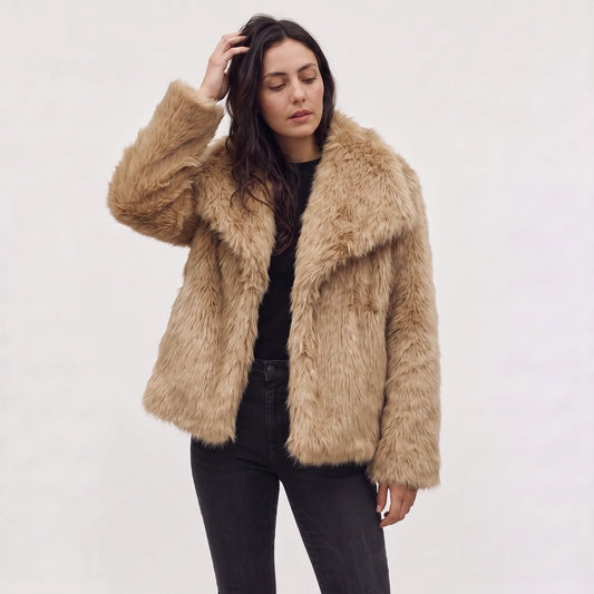 Oversized faux fur jas
