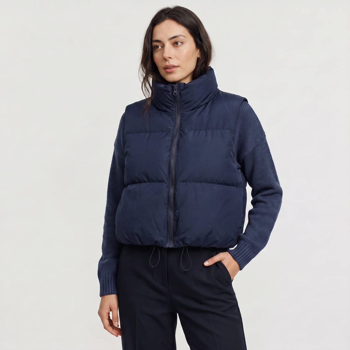 Cropped puffer gilet met kraag