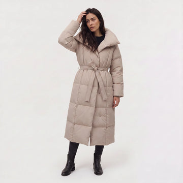 Oversized puffer coat met capuchon
