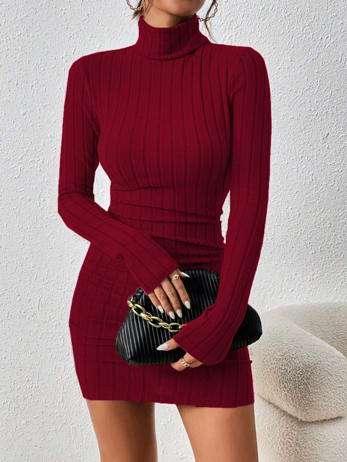 Jurk met hoge col en lange mouwen in slim fit