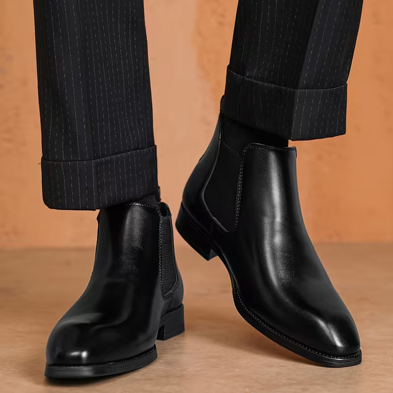 Laarzen met vierkante neus en elastische zijpanelen