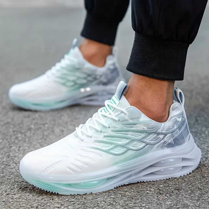 Lichte sneakers met vetersluiting voor outdoor activiteiten