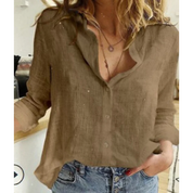 Deze linnen damesblouse is gemaakt van ademend materiaal voor ultiem draagcomfort, heeft een veelzijdig design en een losse pasvorm voor een casual en elegante uitstraling. Perfect voor een trendy en zomerse look, geschikt voor diverse gelegenheden en eenvoudig te combineren. Maattabel beschikbaar voor verschillende maten.