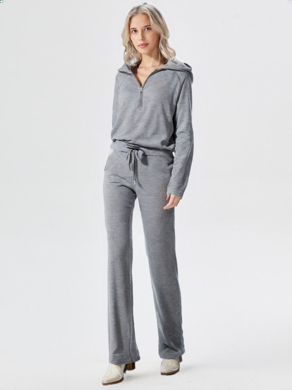 Loungewear met capuchon en rits