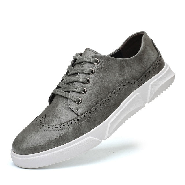 Mannen-Brogue-Schoenen-Mode-Lederen-Board-Schoen-Ademend-Herfst-Comfortabele-Casual-Schoenen-Outdoor-Mannelijke-Sneakers-Tenis.jpg_640x640_1.jpg