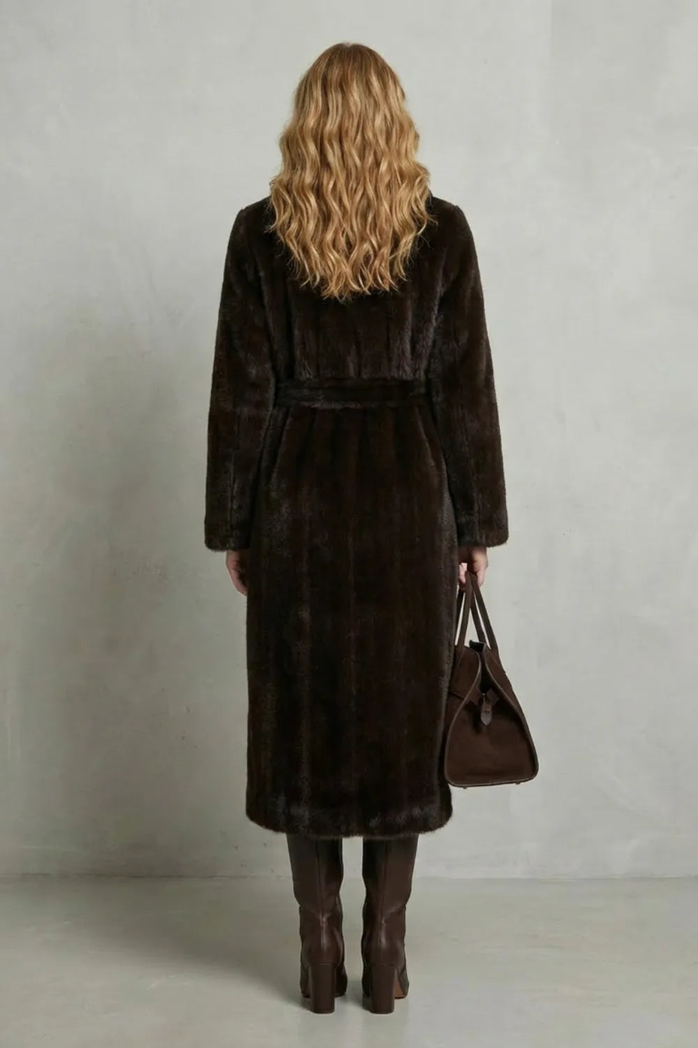 Oversized faux fur jas