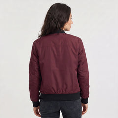 Bomber jacket met ribgebreide details