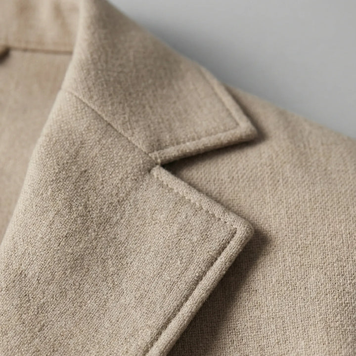 Beige blazer met knopen