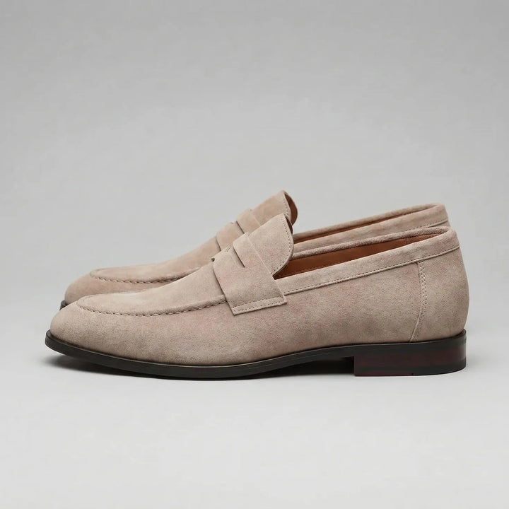 Bruine penny loafers met suède look