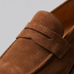 Bruine penny loafers met suède look