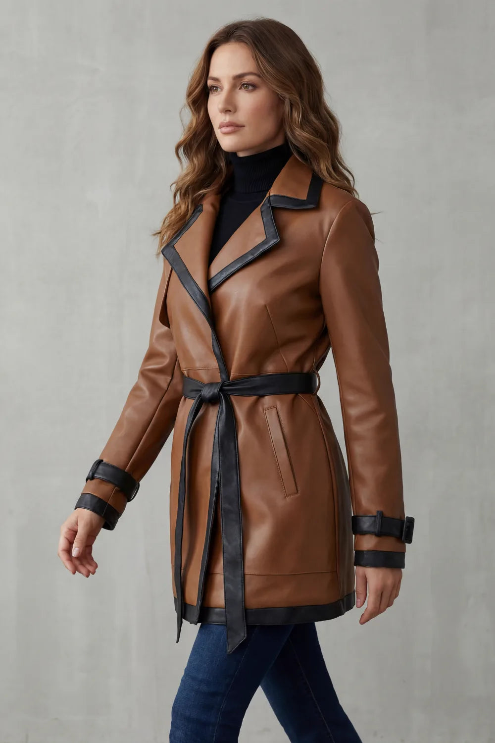 Faux leather trenchcoat met ceintuur