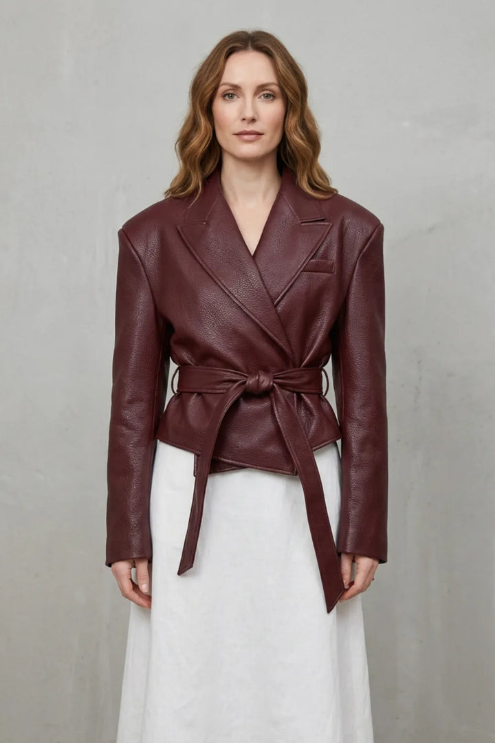 Jacket met belted design