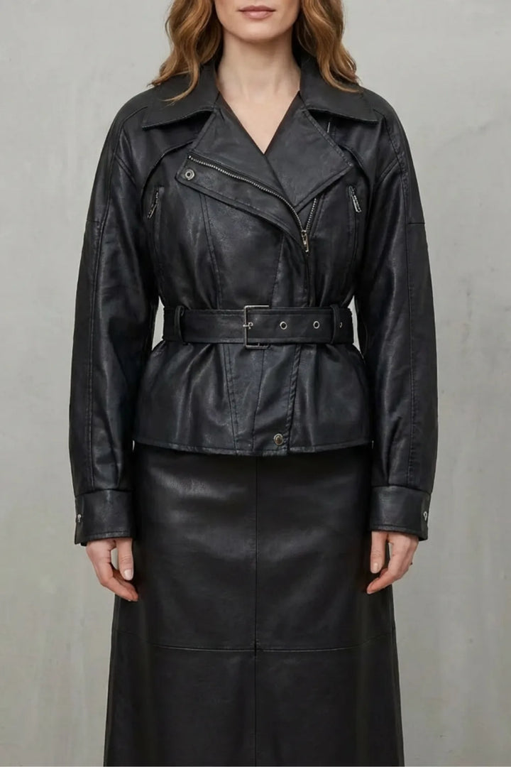 Jacket met belted design