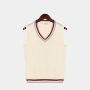 Mouwloos vest met v-hals en kabelpatroon