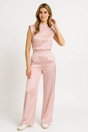 Mouwloze jumpsuit met luxe satijnlook en wijde pijpen