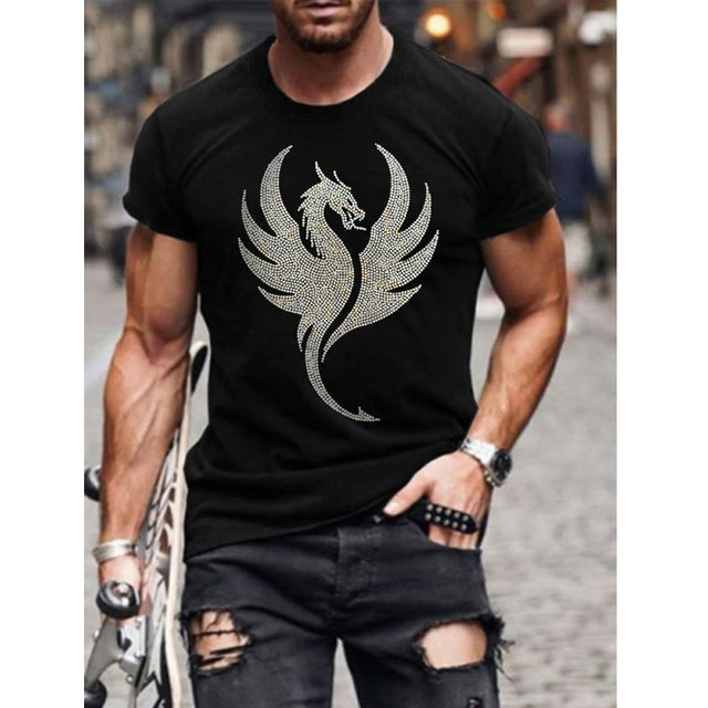 Oversized heren T-shirt met een trendy O-hals en strass steentjes voor een modieuze uitstraling. Een must-have voor mannen die op zoek zijn naar stijl en comfort.