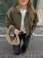 Oversized bomberjack met rits en opstaande kraag